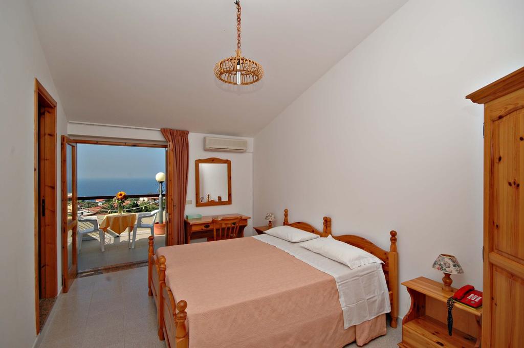 Hotel Stella Marina Capo Vaticano Camera foto